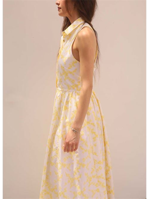 Dress with embroidered yelloow flowers Laboratorio Capri | ISABELAGIALLO